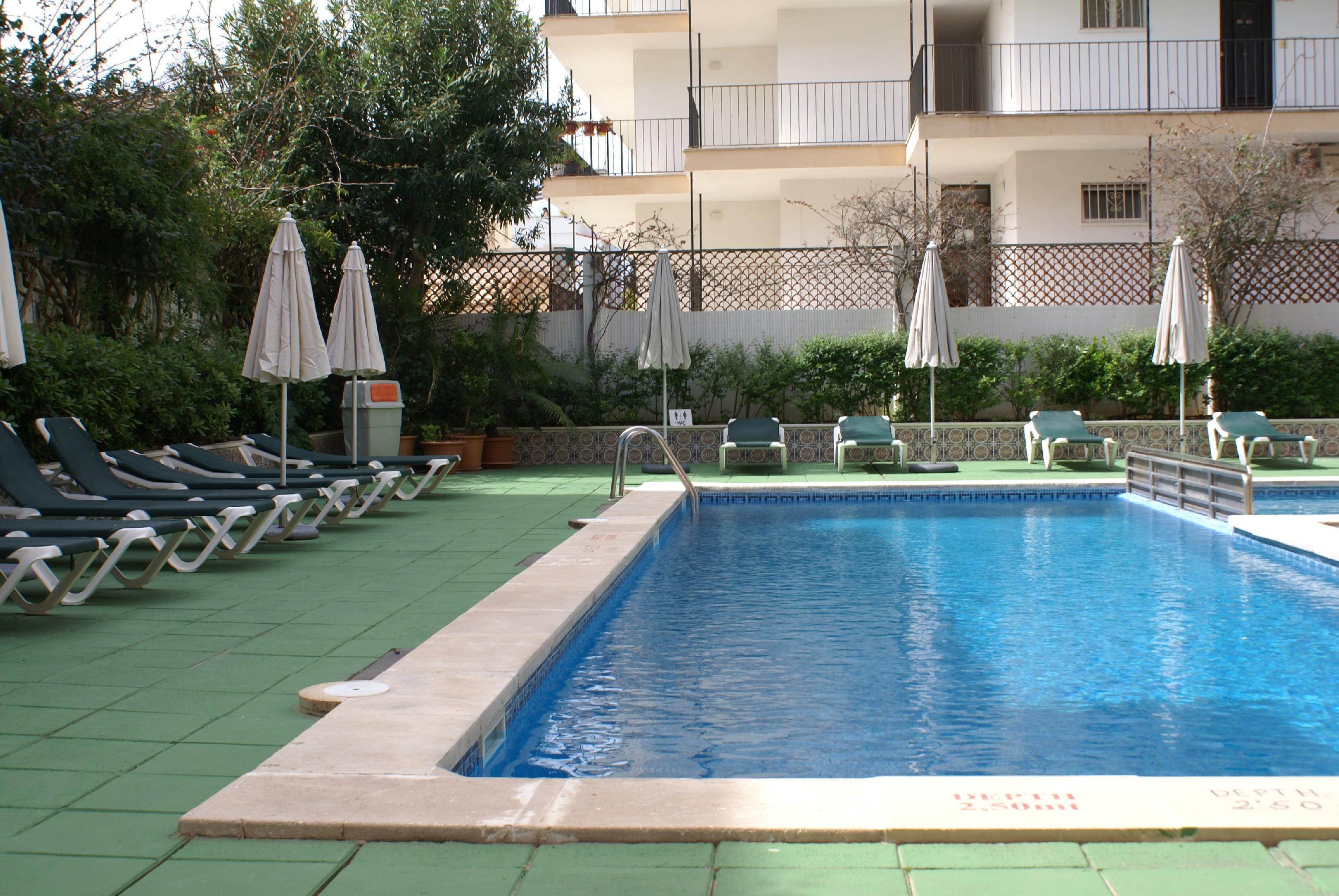 Apartamentos Isla Del Sol Can Pastilla  Bagian luar foto