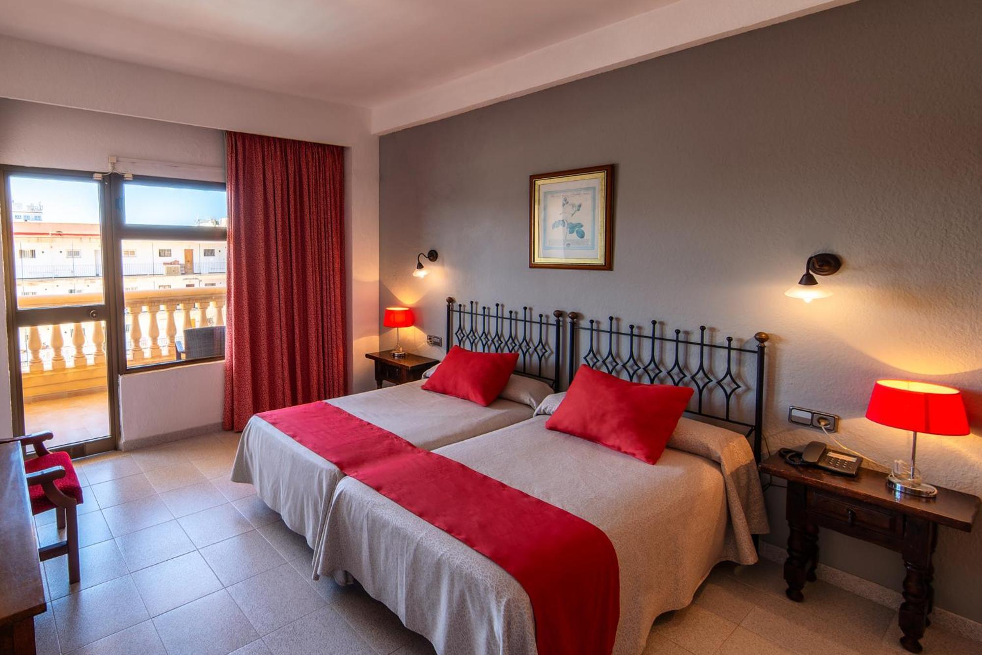 Apartamentos Isla Del Sol Can Pastilla  Bagian luar foto