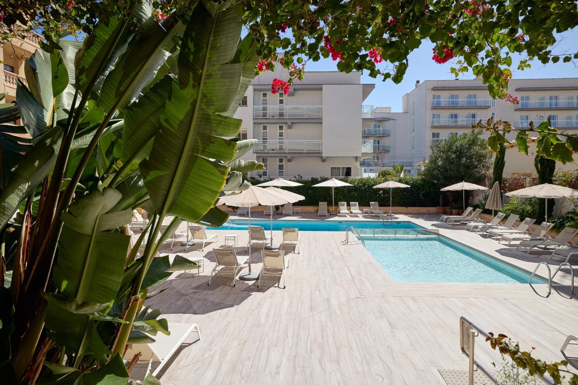Apartamentos Isla Del Sol Can Pastilla  Bagian luar foto
