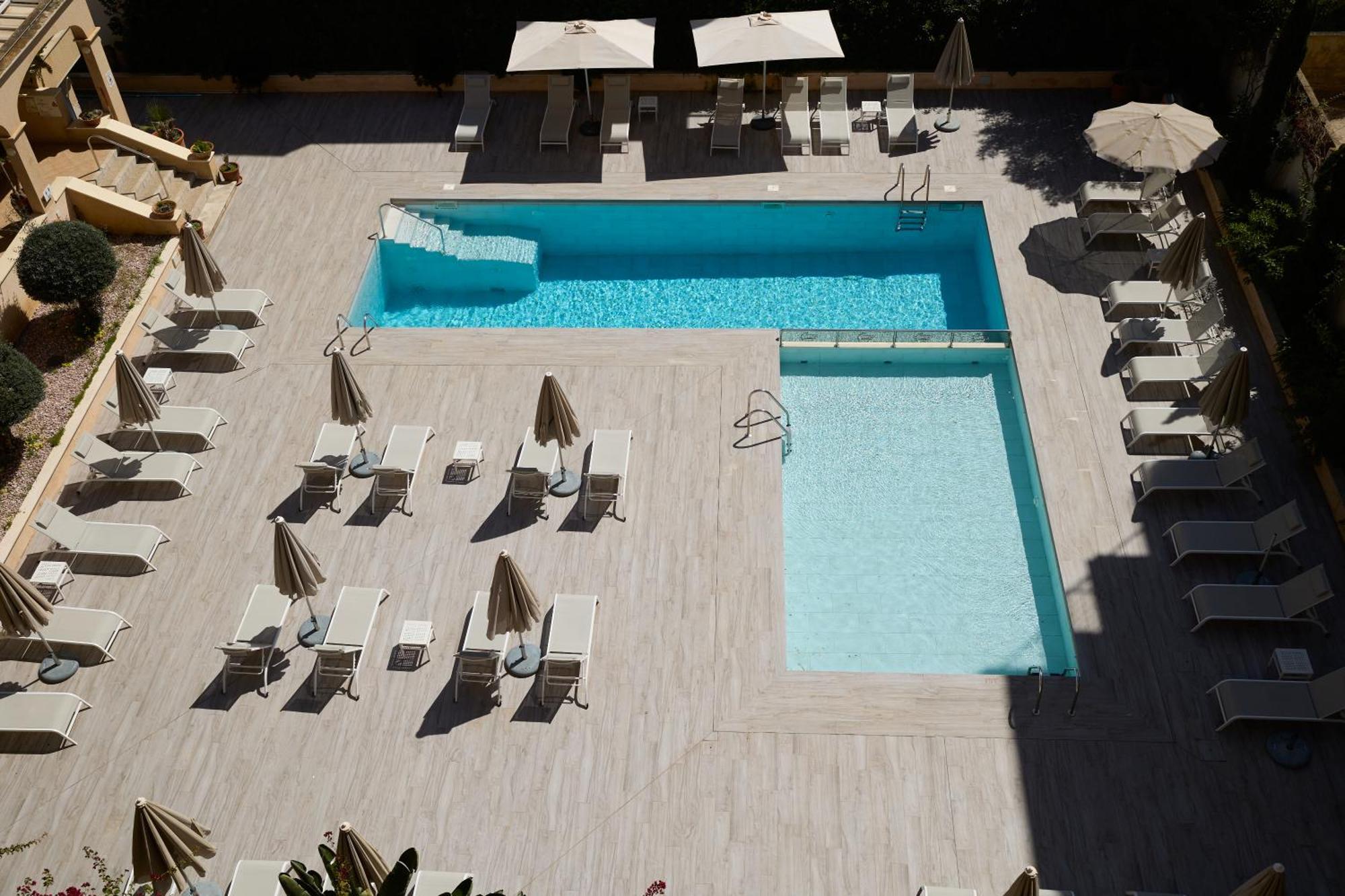 Apartamentos Isla Del Sol Can Pastilla  Bagian luar foto